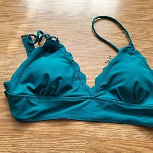 2/$35 NWOT bikini top. Marked XL but I would say more of a M/L at best